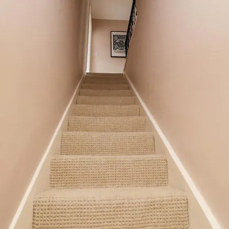 28 Devonshire Street *